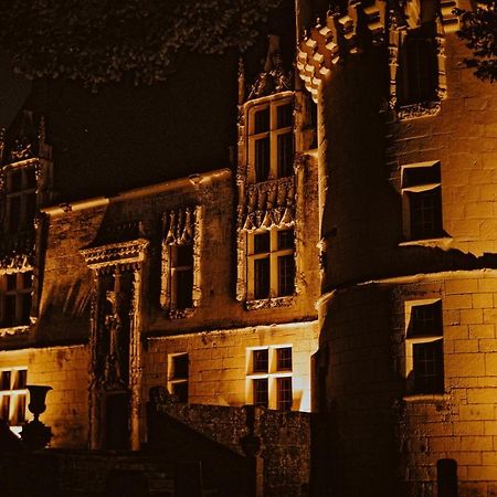 Chateau De Crazannes 외부 사진